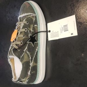 Myra sneakers